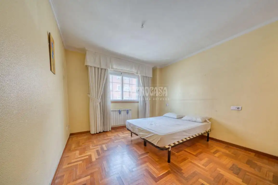 Habitación de Piso en venta en Laguna de Duero con Calefacción y Terraza