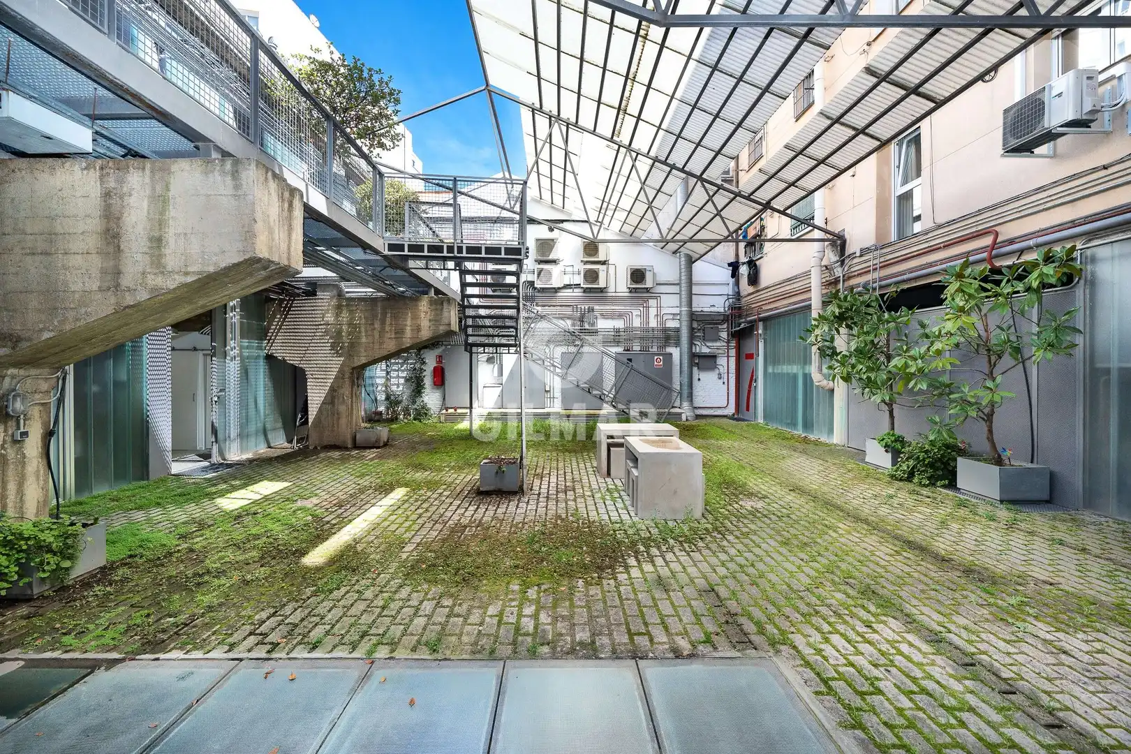 Terrace of Flat for sale in  Madrid Capital  with Heating and Private garden