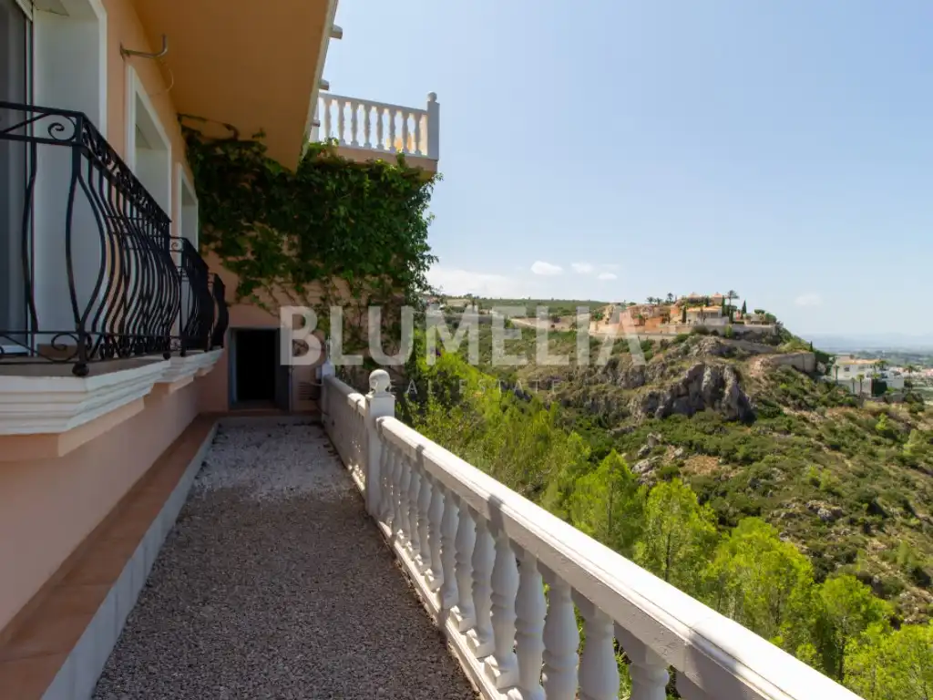Houses for sale in Calle Hebe, La Pedrera - Vessanes