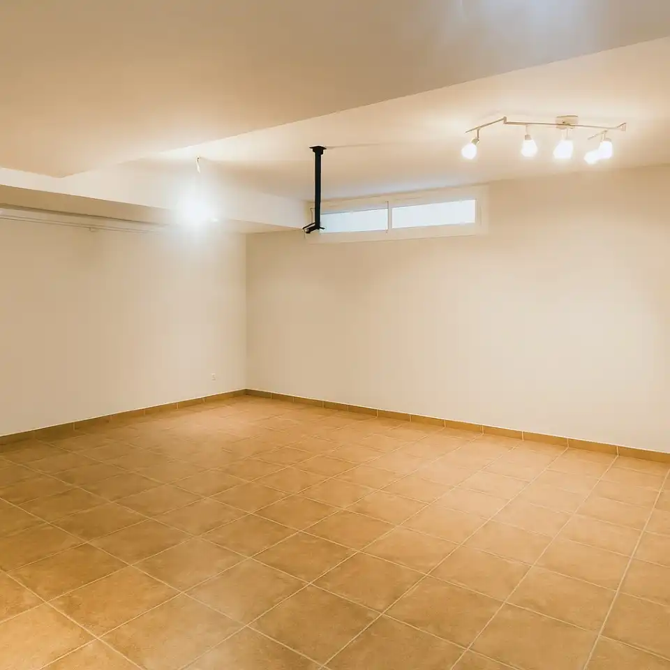 Casa adosada en venda en Sagunto / Sagunt amb Aire condicionat, Calefacció i Terrassa