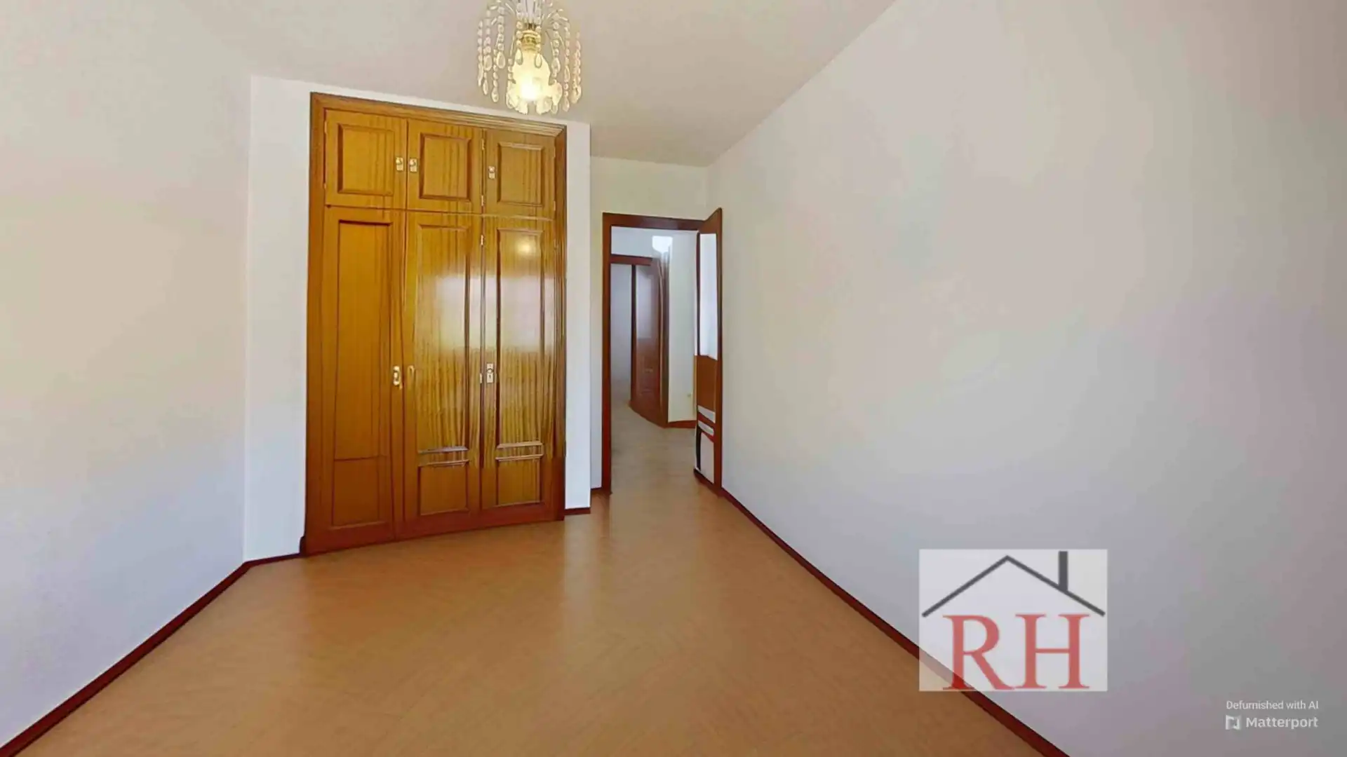 Habitación de Casa adosada en venta en Alcalá de Henares con Aire acondicionado, Calefacción y Jardín privado