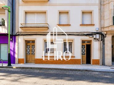 Casa amb jardí en venda a Vilagarcía
