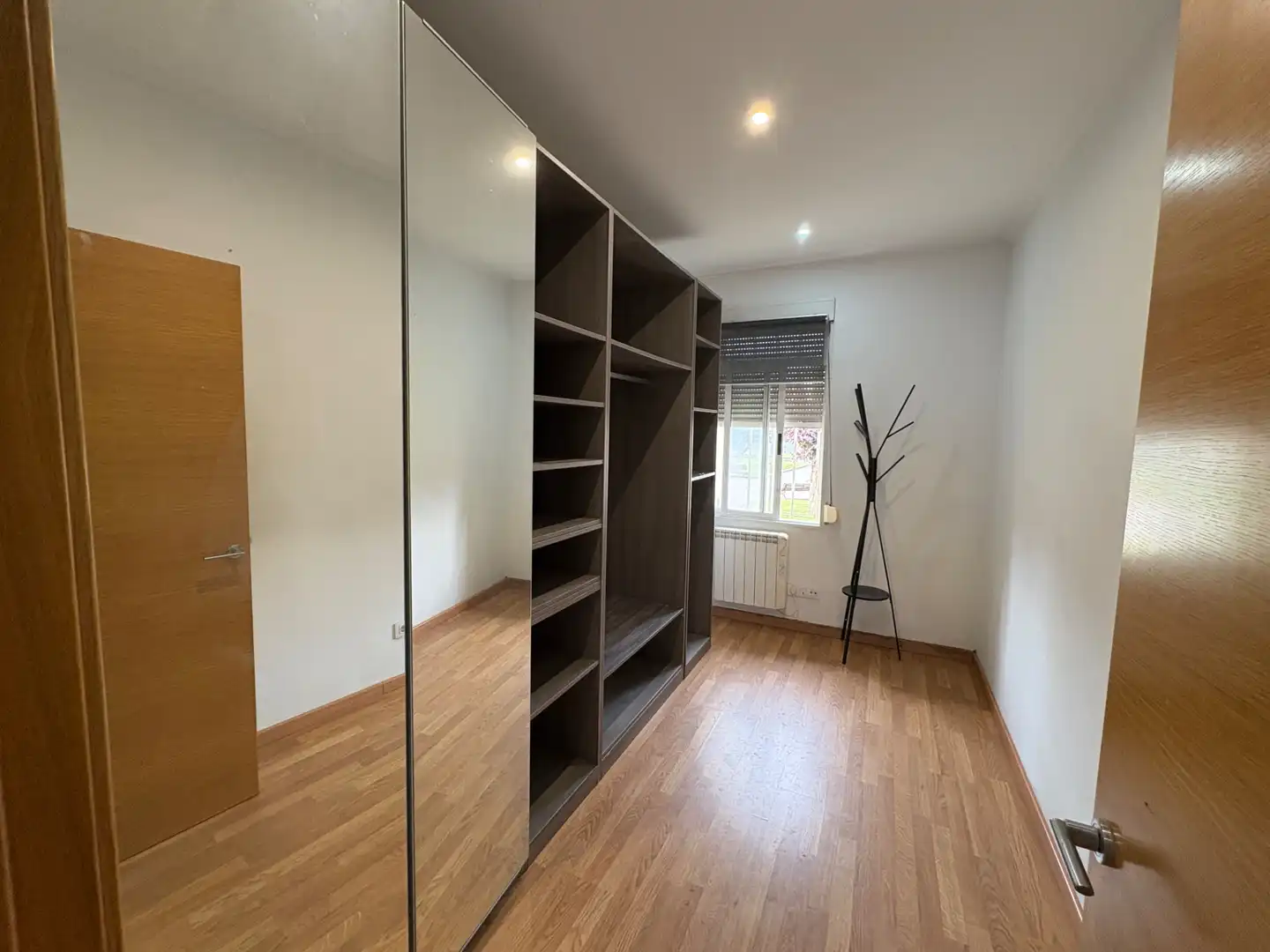 Habitación de Piso de alquiler en Ferrol con Calefacción y Amueblado