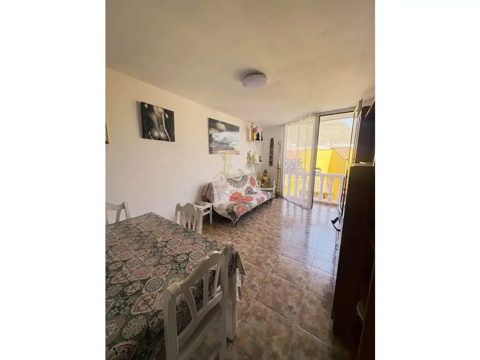 Habitación de Apartamento en venta en Arona con Terraza y Amueblado