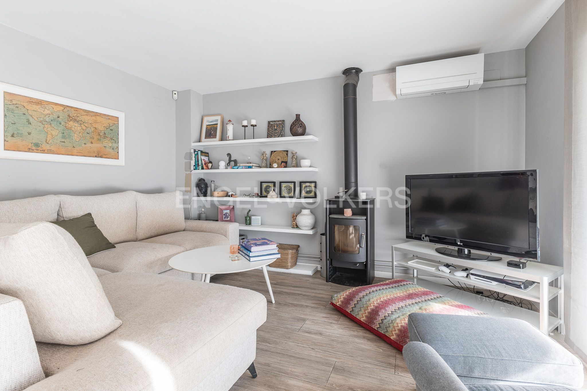 Sala d'estar de Casa o xalet en venda en Sant Quirze del Vallès amb Aire condicionat, Calefacció i Parquet