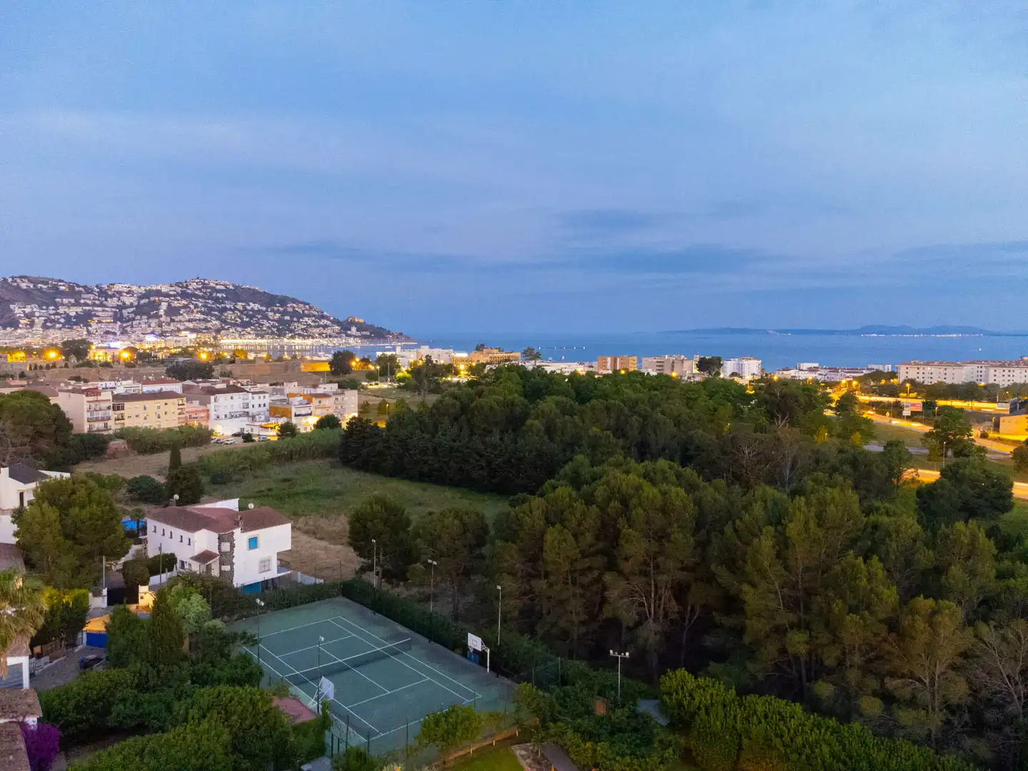 House with pool for sale in Nord, imagen 3