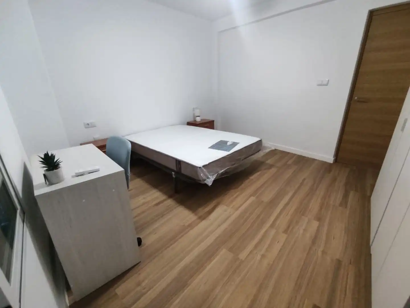 Schlafzimmer von Wohnung zur Miete in Jaén mit Heizung