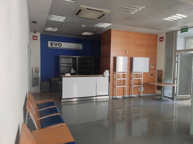 Local comercial en Venta en Carrer d'Emili Baró en Camí de Vera