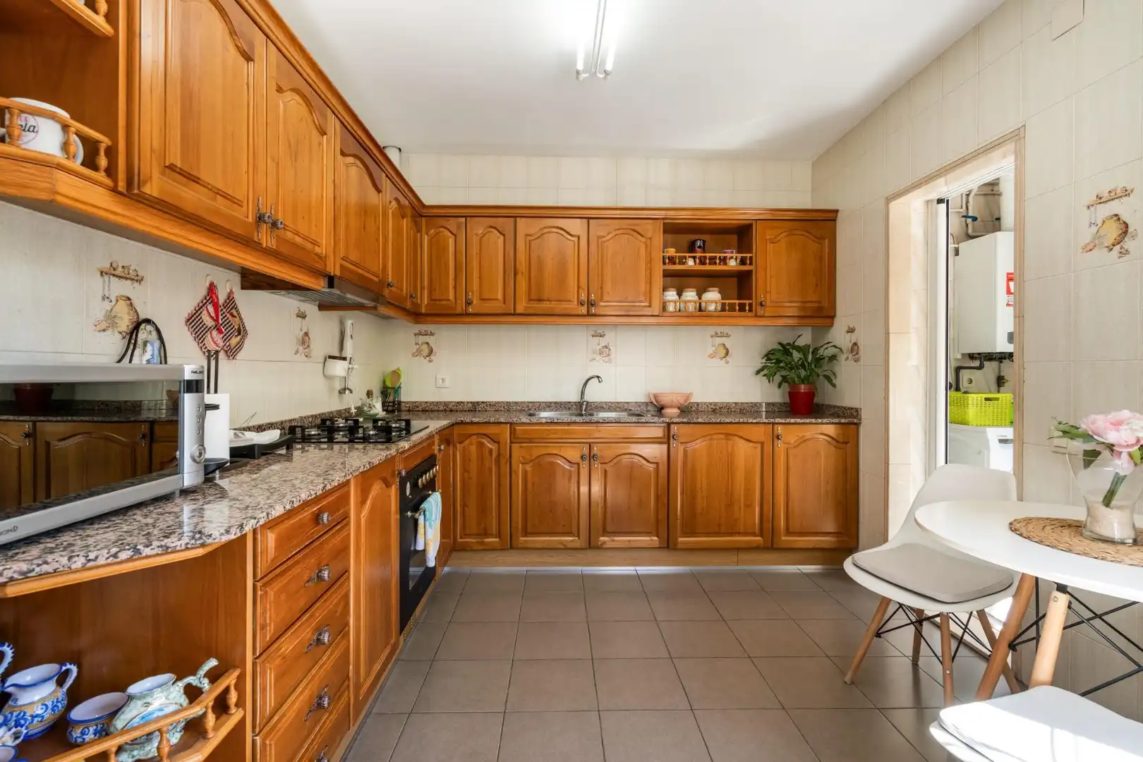 Cocina de Casa adosada en venta en Mollet del Vallès con Aire acondicionado, Calefacción y Jardín privado