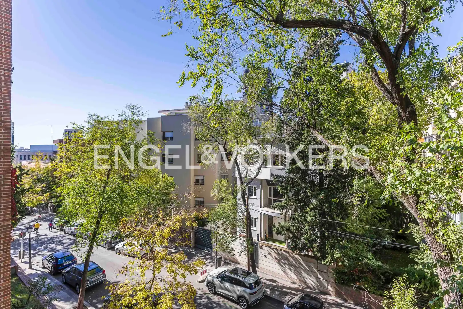 Exterior view of Flat for rent in Chamartín