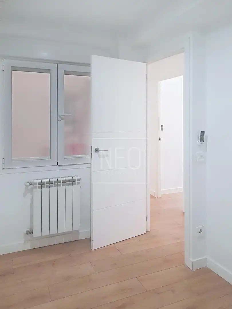 Habitación de Planta baja en venta en Madrid con Aire acondicionado, Calefacción y Trastero