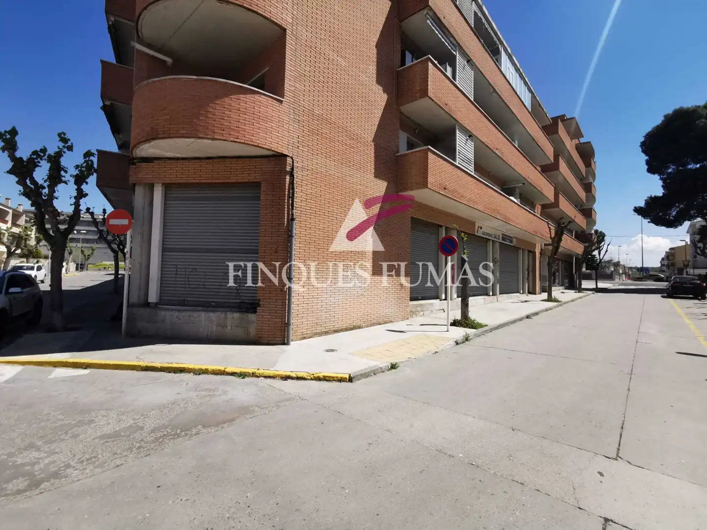 Local comercial en venda a Carrer Hort de la Trilla 14