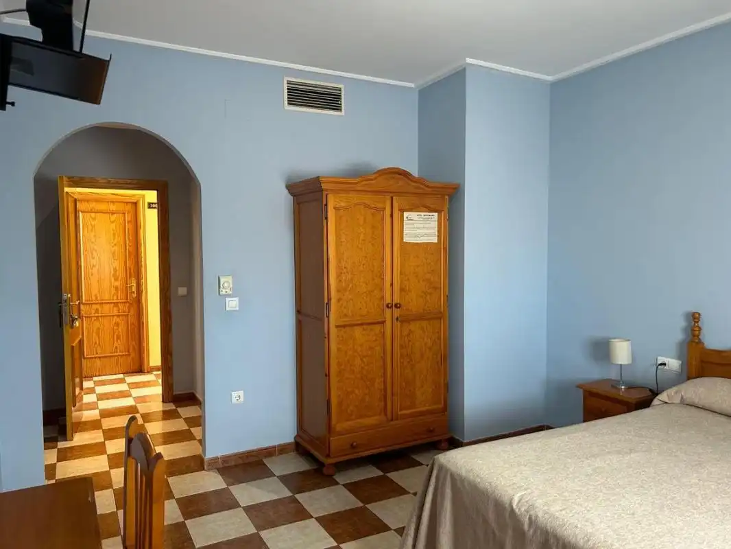 Habitación de Local en venta en Navalvillar de Pela con Aire acondicionado y Calefacción