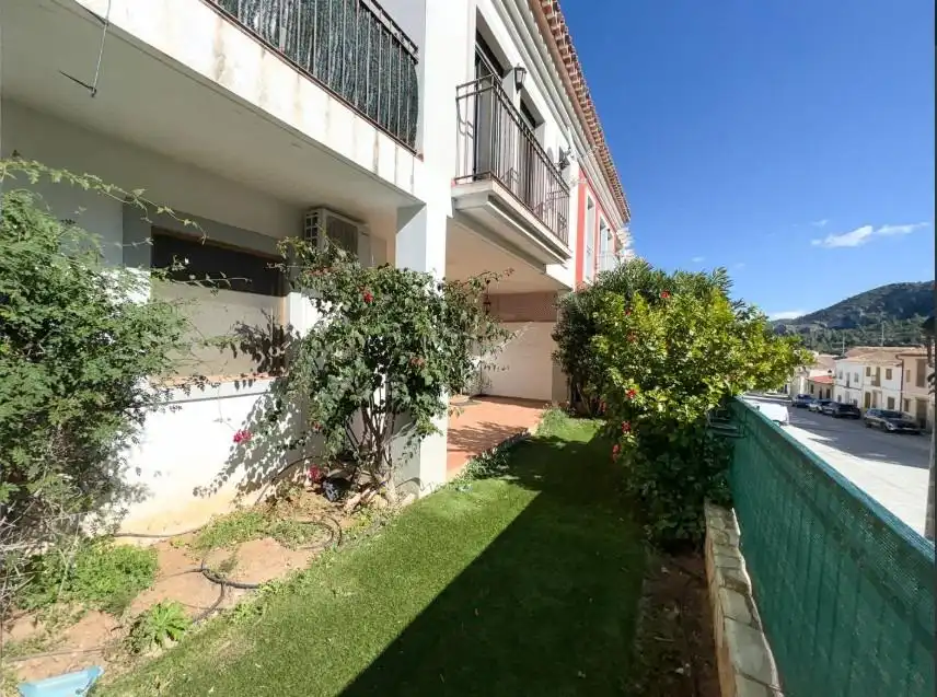 Garten von Einfamilien-Reihenhaus zum Verkauf in Alcalalí mit Klimaanlage, Privatgarten und Terrasse