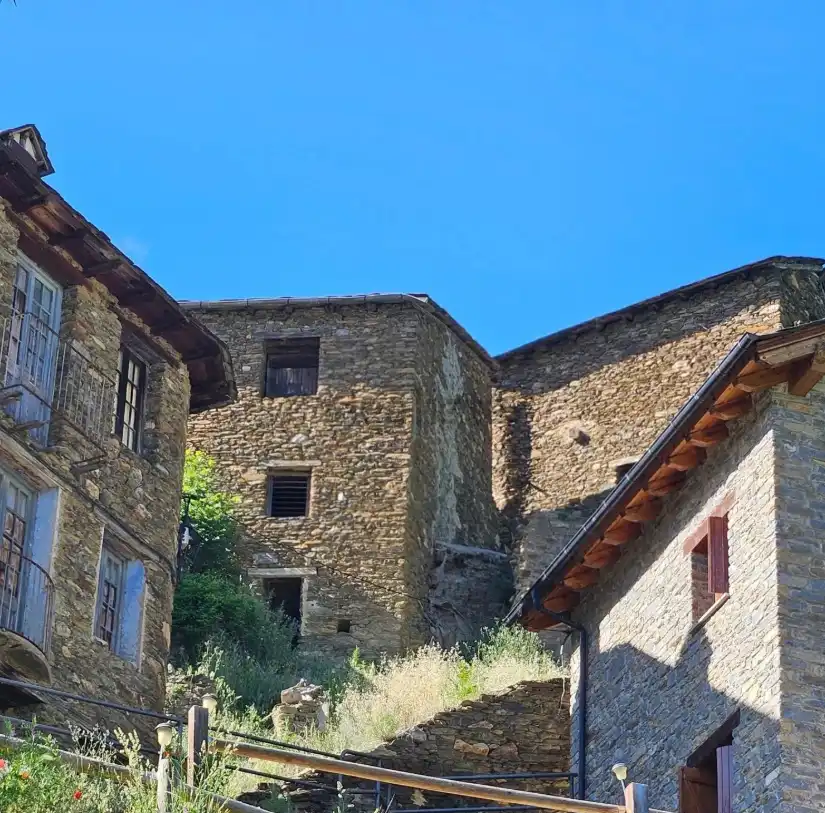 Vista exterior de Casa adosada en venta en Llavorsí
