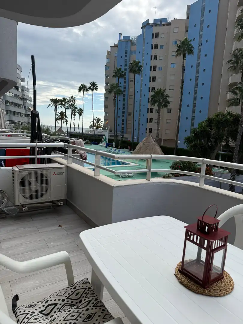 Piscina de Apartamento de alquiler en Calpe / Calp con Aire acondicionado, Lavadora y Microondas