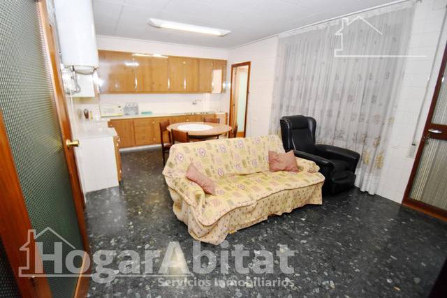 Piso en Venta en Avenida Pius XII en Cariñena - Carinyena