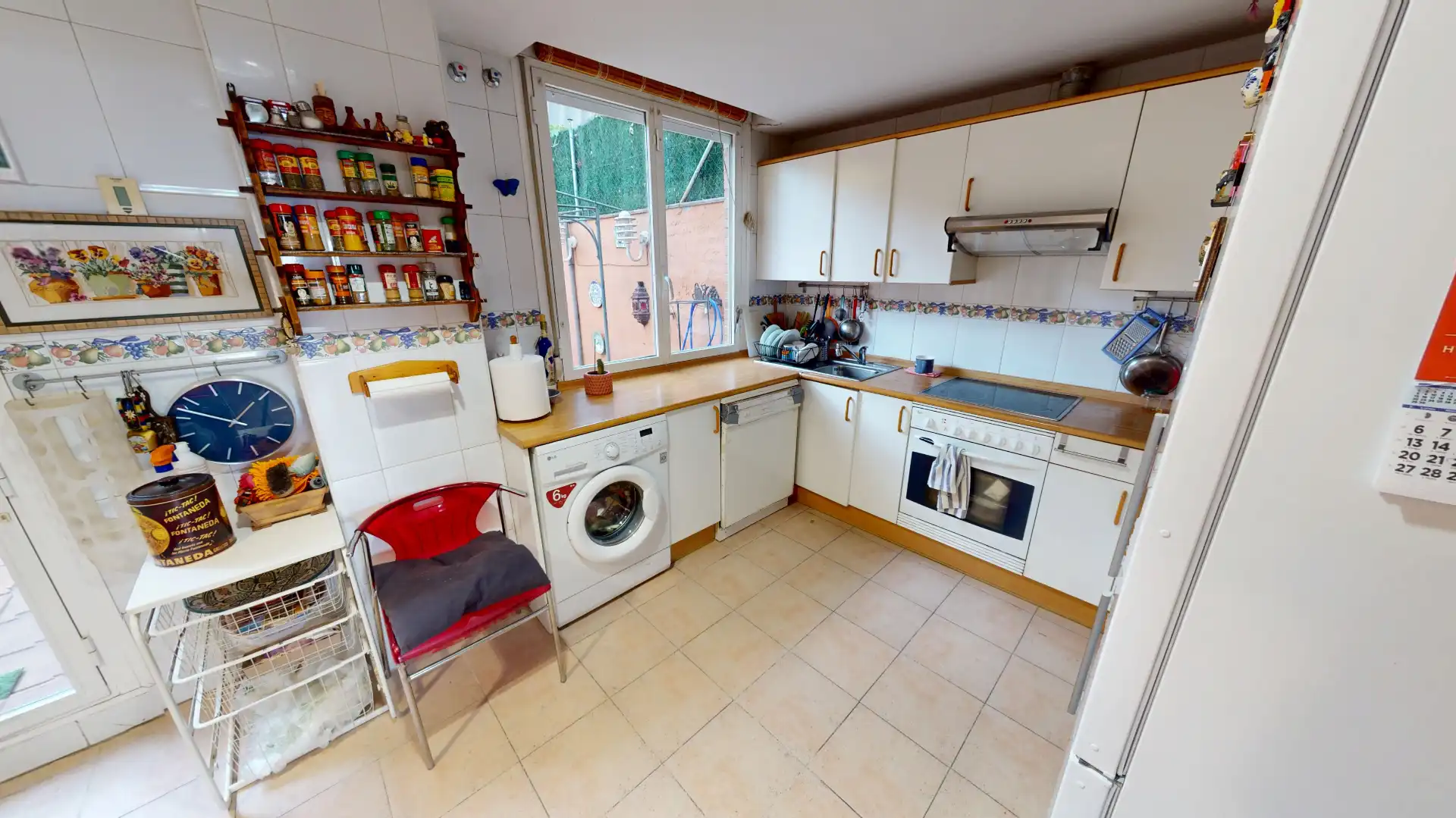 Cocina de Casa o chalet en venta en San Lorenzo de El Escorial con Jardín privado, Terraza y Piscina