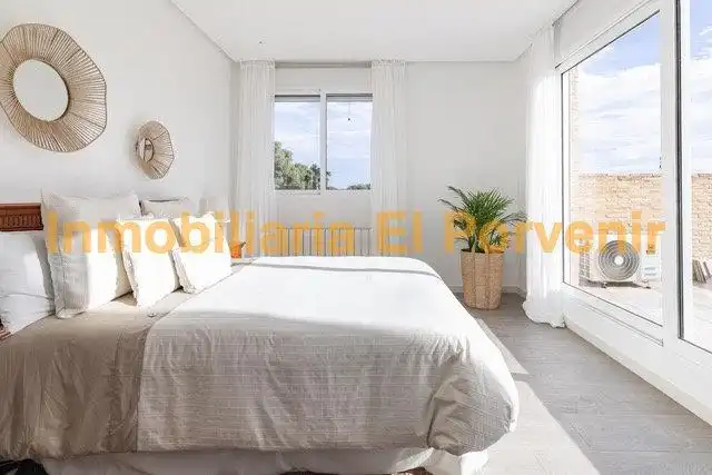 Bedroom of Houses for sale in Torrent  with Air Conditioner, Heating and Private garden