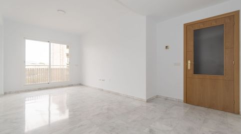 Foto 3 de Piso en venta en María Barrientos, 6, El Cónsul - Ciudad Universitaria - El Romeral, Málaga Capital