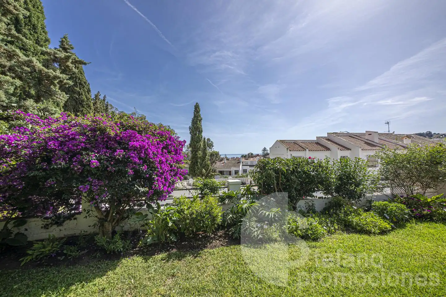 Exterior view of Detached homes for sale in Málaga  with Air Conditioner, Private garden and Terrace