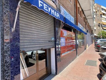 Local comercial en alquiler en Caballería Española