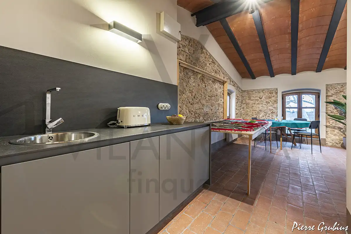 Cuina de Finca rústica en venda en Riudoms amb Calefacció, Jardí privat i Terrassa