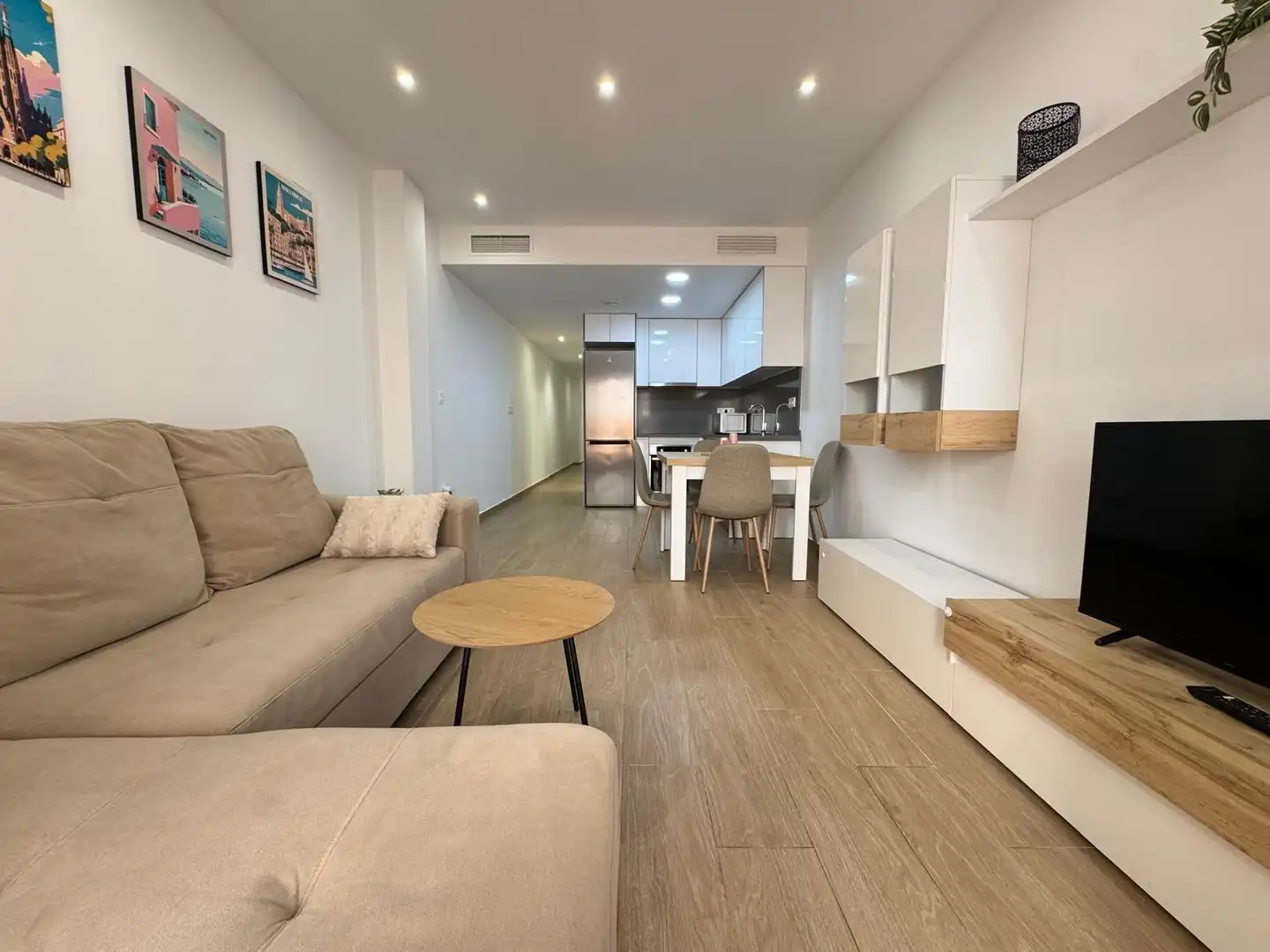 Apartment with terrace for sale in Calle arquitecto laramendi, imagen 2
