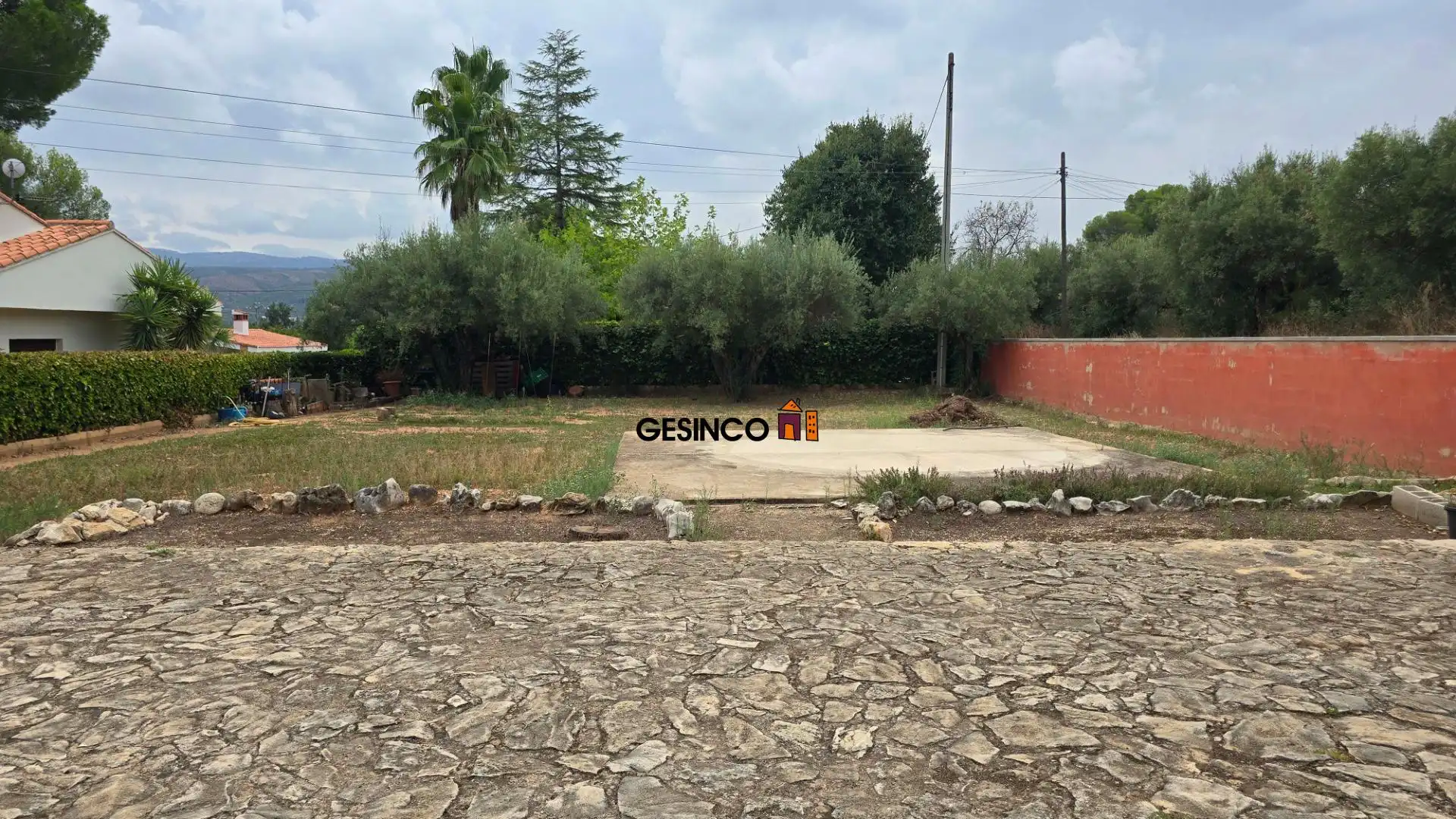 Houses for sale in Ontinyent  with Air Conditioner, Private garden and Storage room