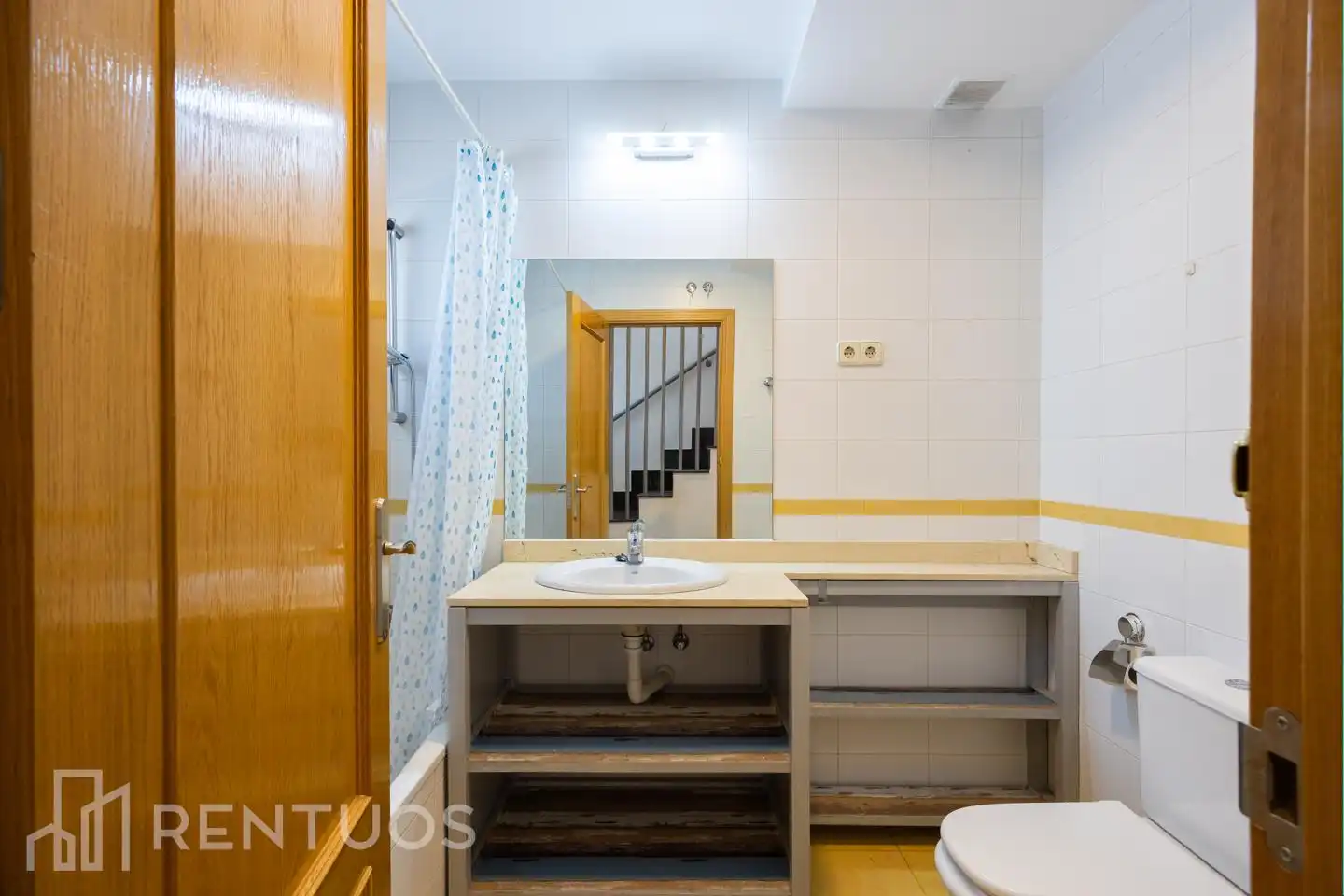 Baño de Dúplex de alquiler en Madrid con Aire acondicionado, Calefacción y Terraza