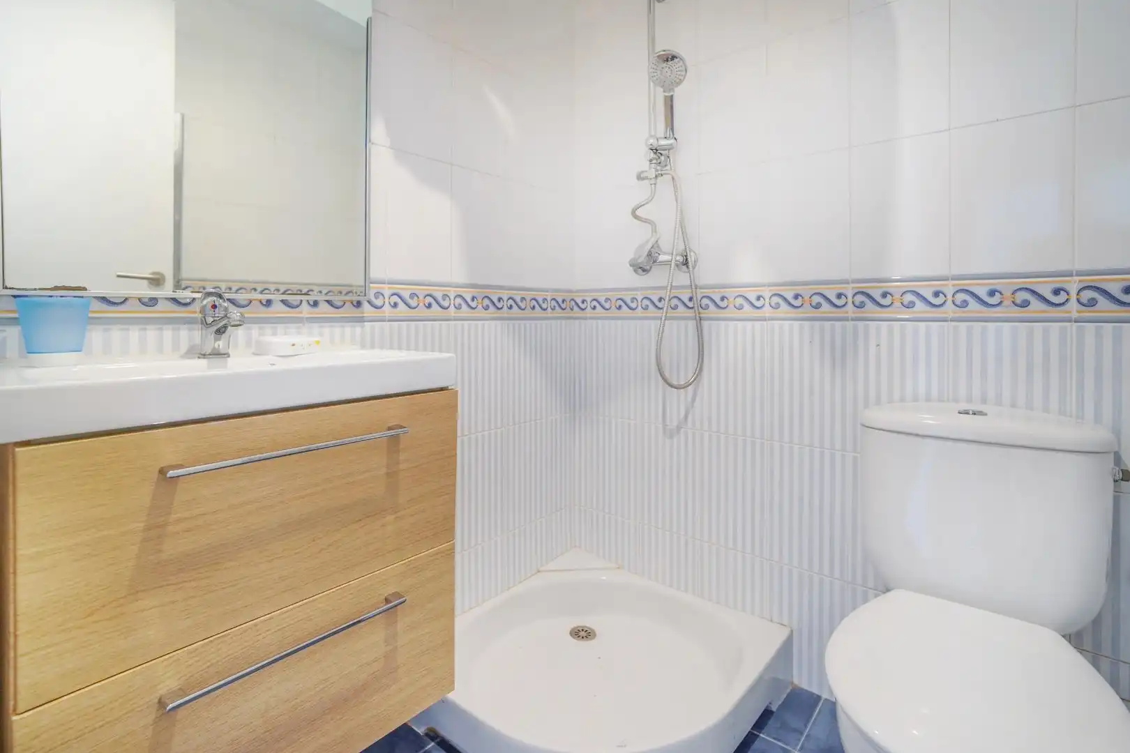 Baño de Piso de alquiler en Valencia con Aire acondicionado, Calefacción y Terraza