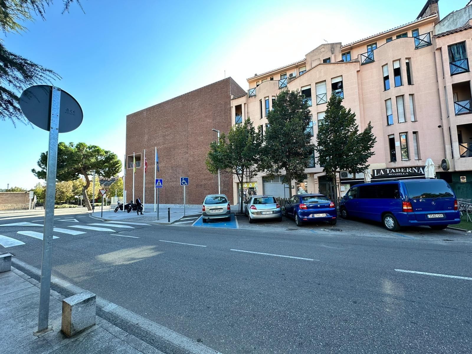 Vista exterior de Local de lloguer en Boadilla del Monte