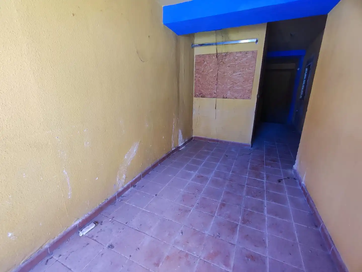 Local en venda en Manzanares amb Aire condicionat