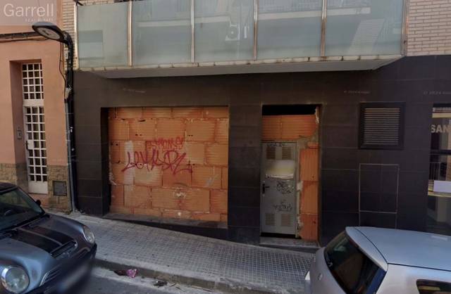 Local comercial en Venta en carrer SANT SALVADOR 
Es: Pl: Pt:L
 RIPOLLET (BA en Vila de Gràcia