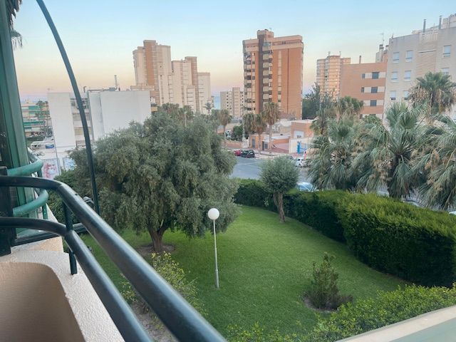 Flat for rent in Avinguda Ausiàs March, Campello Playa