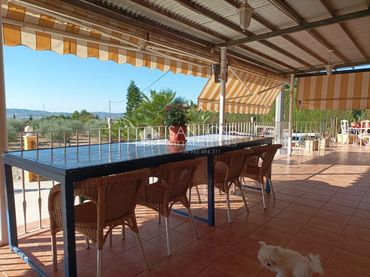 Villa avec jardin à vendre à Monforte del Cid