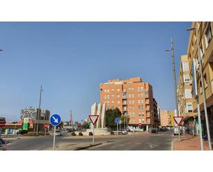 Exterior view of Flat for sale in  Almería Capital  with Air Conditioner and Balcony
