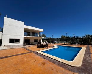 Piscina de Casa o xalet en venda en Elche / Elx amb Aire condicionat, Calefacció i Jardí privat