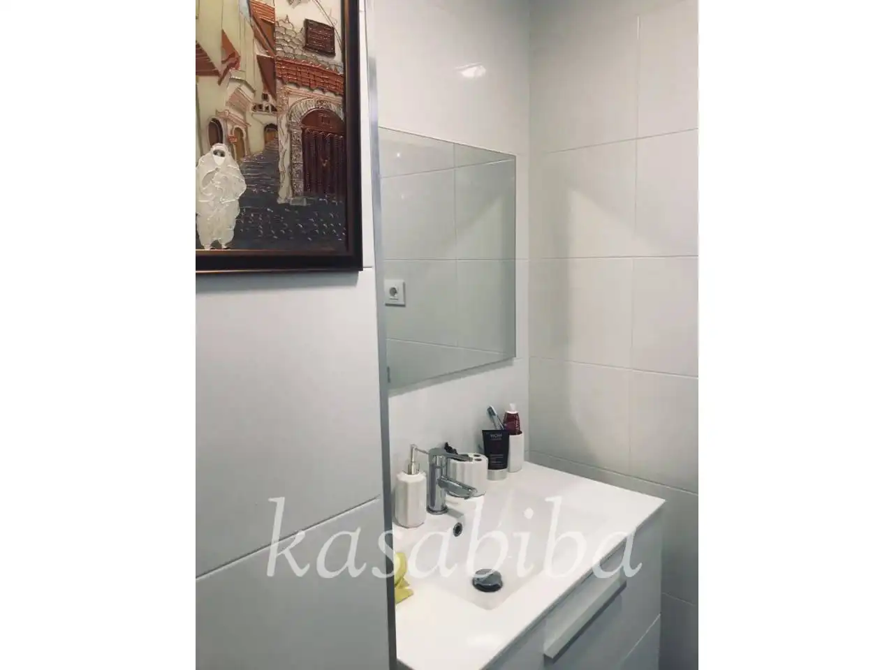 Bathroom of Flat for rent in Valencia  with Air Conditioner, Furnished and Balcony