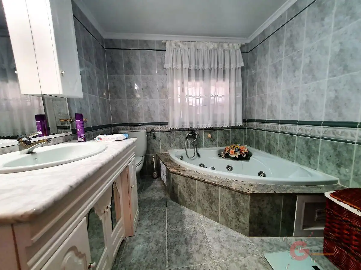 Casa o chalet en venta en Calahonda - Carchuna