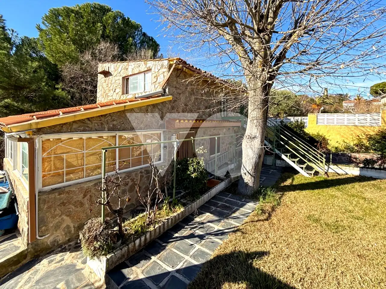 Vista exterior de Casa o chalet en venta en Ribatejada con Jardín privado, Terraza y Piscina