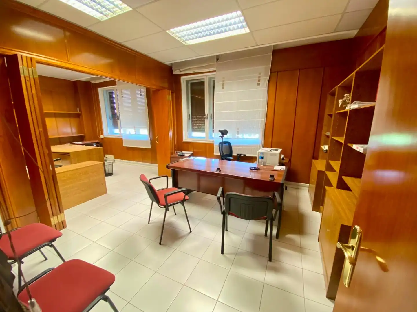 Office for rent in Calle de Juan XXIII, Barrio del Ave