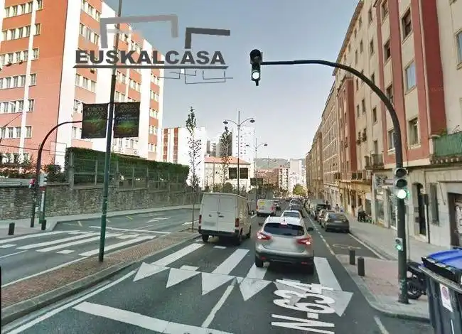 Exterior view of Flat for sale in Ibaiondo