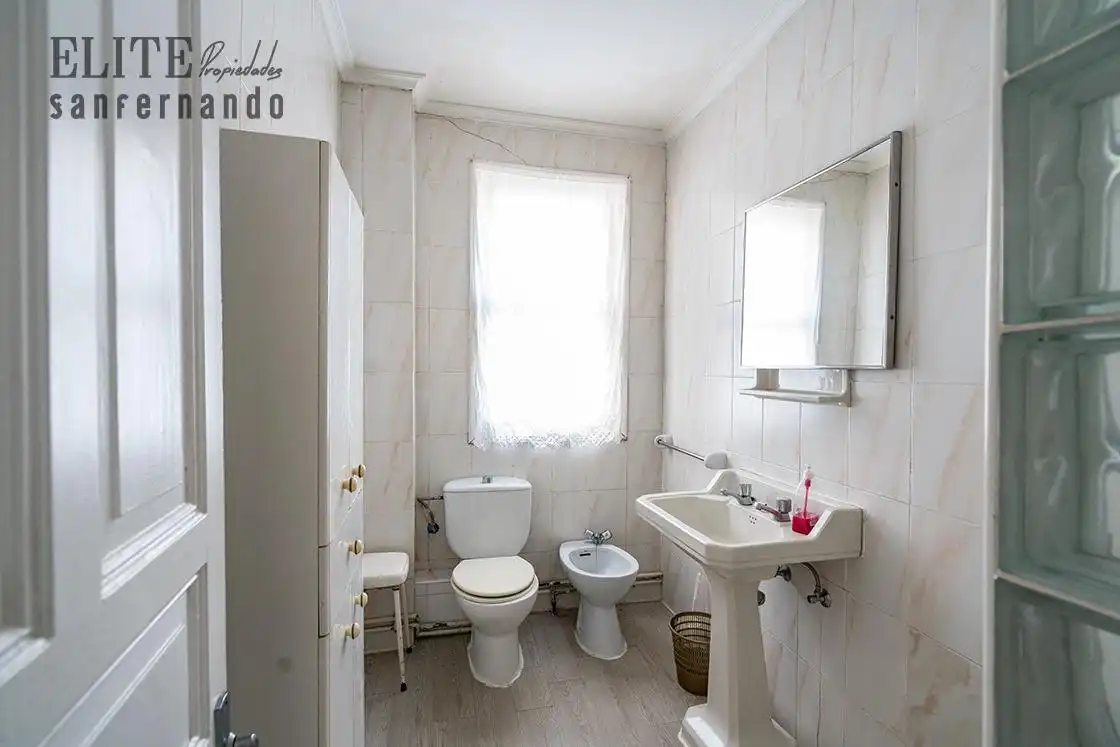 Baño de Casa o chalet en venta en Santander con Calefacción, Jardín privado y Parquet