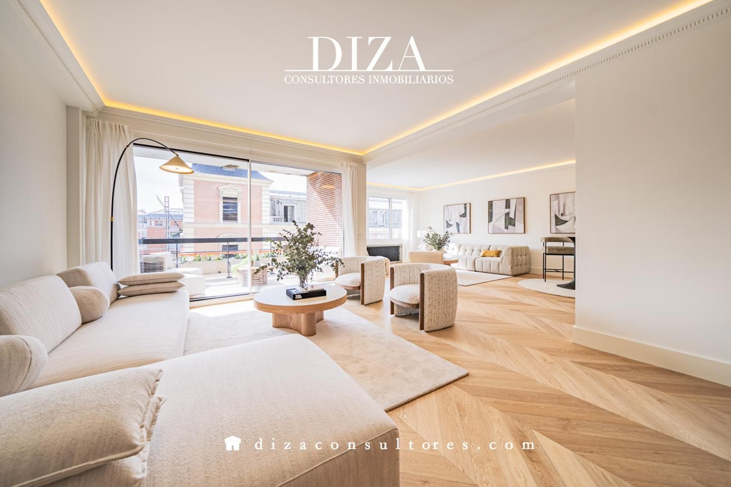 Living room of Flat for sale in  Madrid Capital  with Air Conditioner, Heating and Terrace