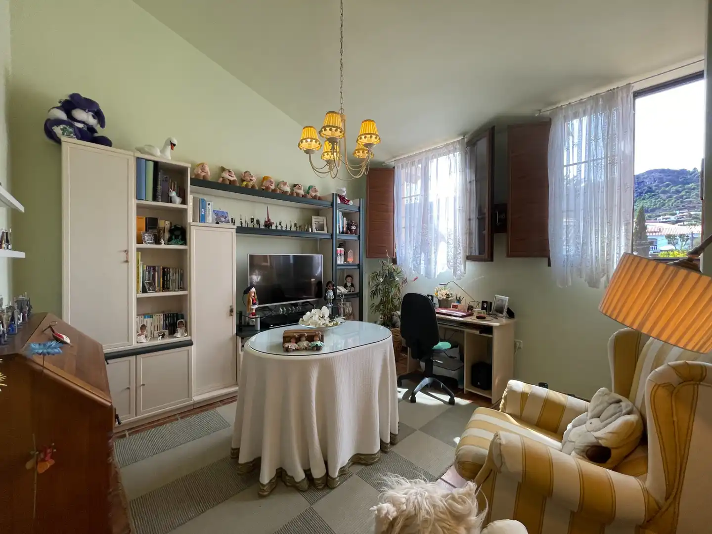 Sala d'estar de Casa o xalet en venda en Alhaurín de la Torre amb Aire condicionat, Calefacció i Jardí privat