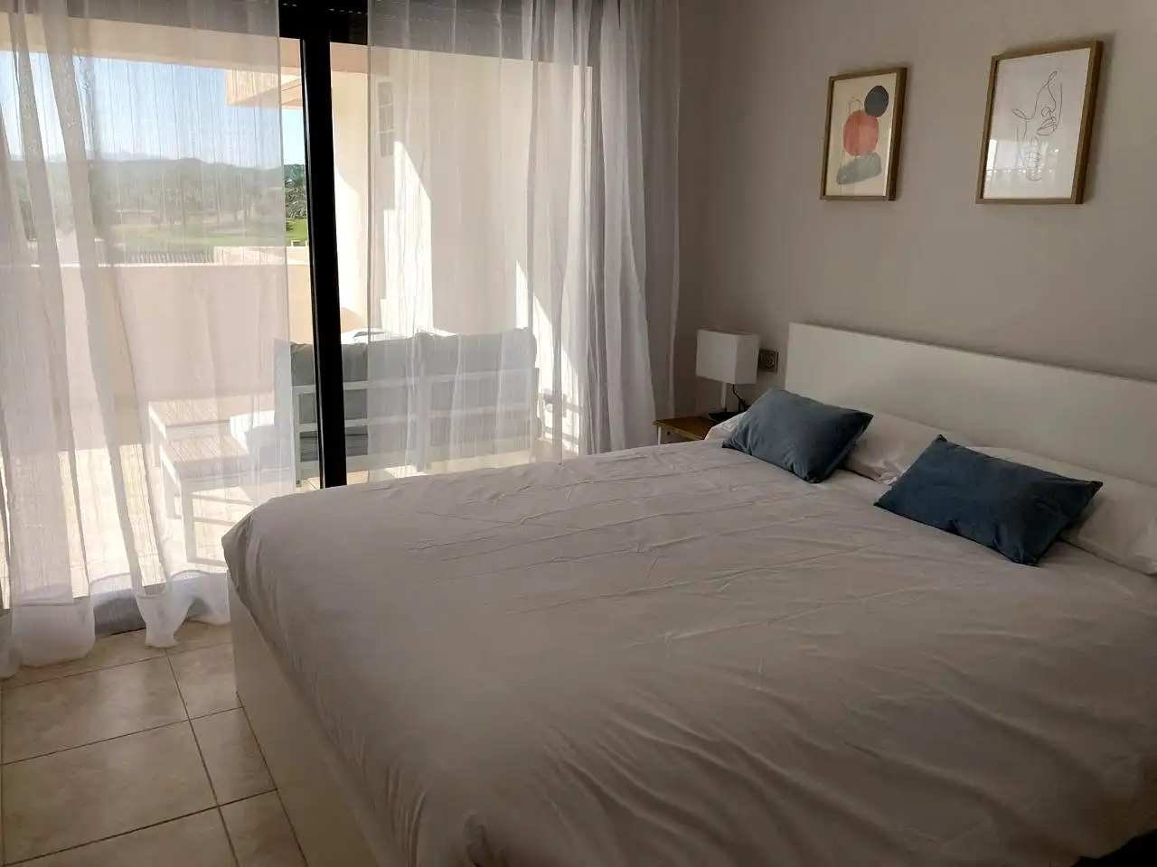 Wohnung zur Miete in Del Mulhacén, Golf Valle Este