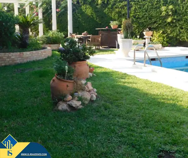 Villa mit Pool zum Verkauf in Nueva Torrevieja - Aguas Nuevas