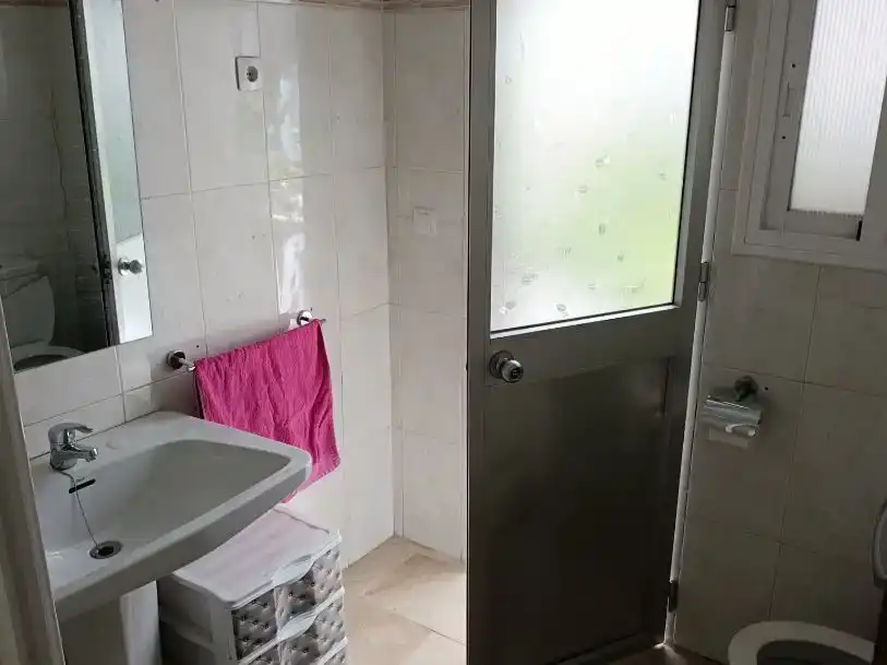 Baño de Casa adosada en venta en Marmolejo con Aire acondicionado, Trastero y Amueblado