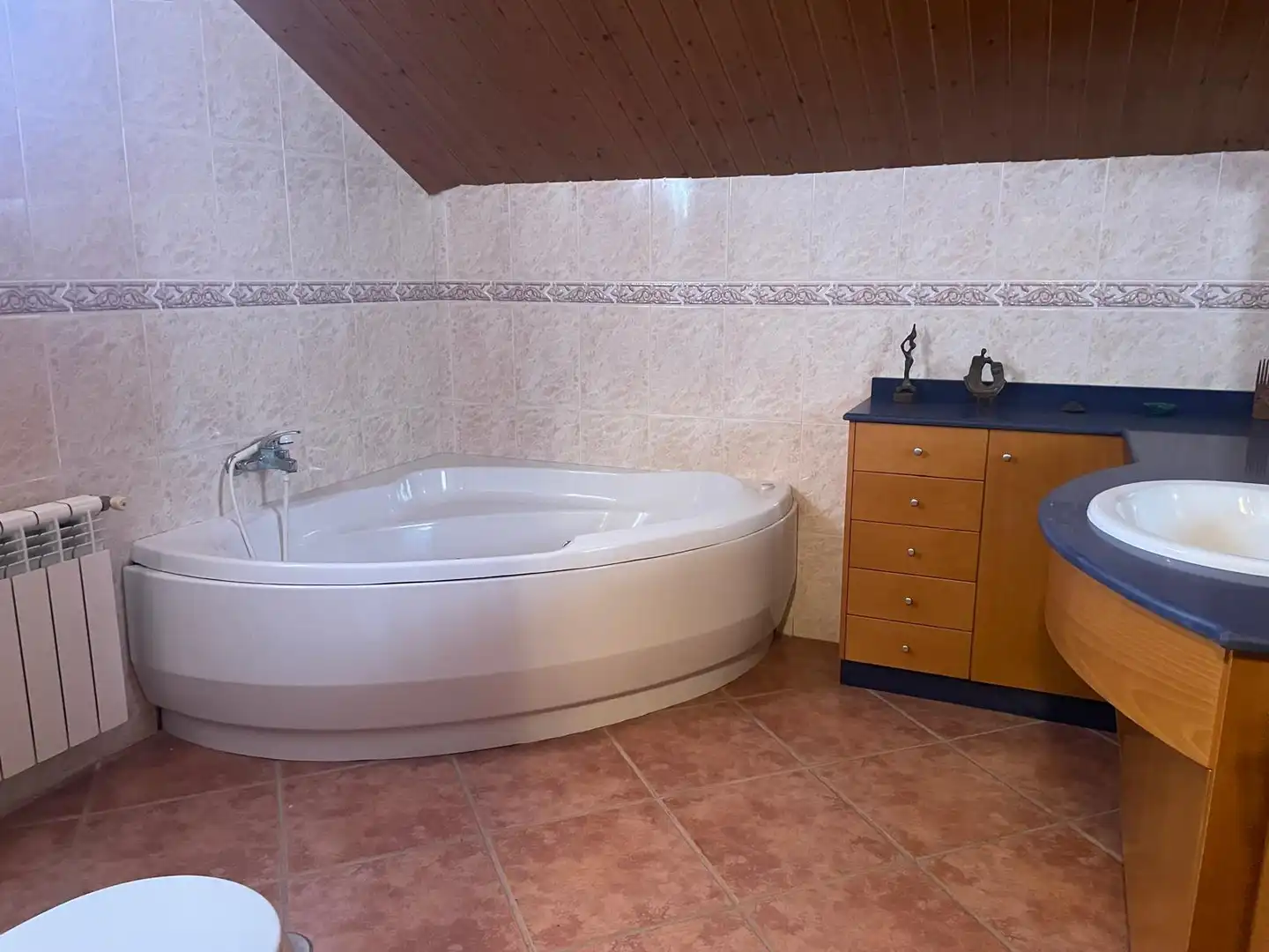 Baño de Casa adosada en venta en Cartagena con Aire acondicionado, Jardín privado y Jacuzzi